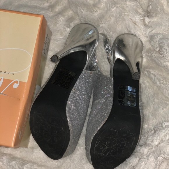 Michaelangelo Size 8.5 Platform Peep-Toe Heels - Picture 4 of 7